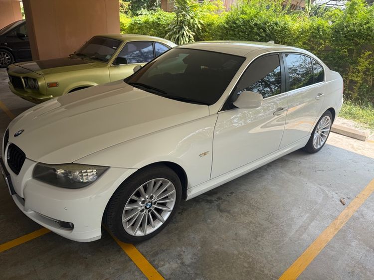 BMW Series 3 2012 320d Sedan ดีเซล ไม่ติดแก๊ส เกียร์อัตโนมัติ ขาว รูปที่ 4