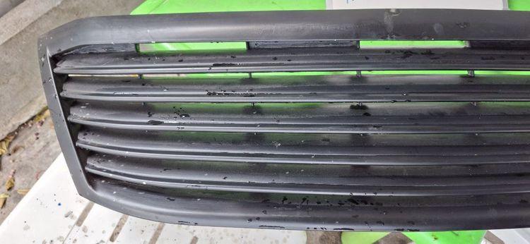 กระจังหน้า Vigo เอาเก็บสีเองครับ รูปที่ 3