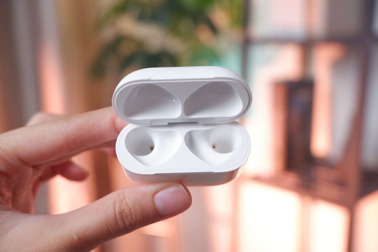 Airpods 4 รุ่นมาตรฐาน สี White เครื่องสวยใช้งานน้อย ราคาเพียง 3,290.- มีประกันร้าน 60 วัน รูปที่ 2