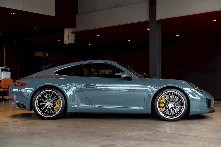 Porsche Carrera 2016 รุ่นย่อยอื่นๆ Sedan เบนซิน ไม่ติดแก๊ส เกียร์อัตโนมัติ เทา รูปที่ 3
