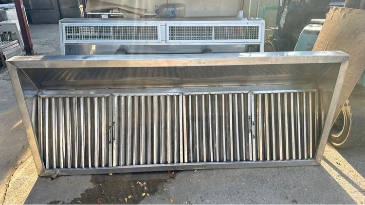 ฝาชีฮูดดูดควันแสตนเลสยาว220ซม ราคา12000 บาท