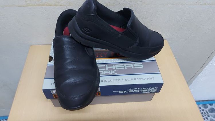 รองเท้า รองเท้ามือสองสภาพใหม่ดั่งภาพ สอบถามได้ครับไม่ต้องเกรงใจ เน้นโทรสอบถาม ไม่สะดวกพิมพ์ รูปที่ 9