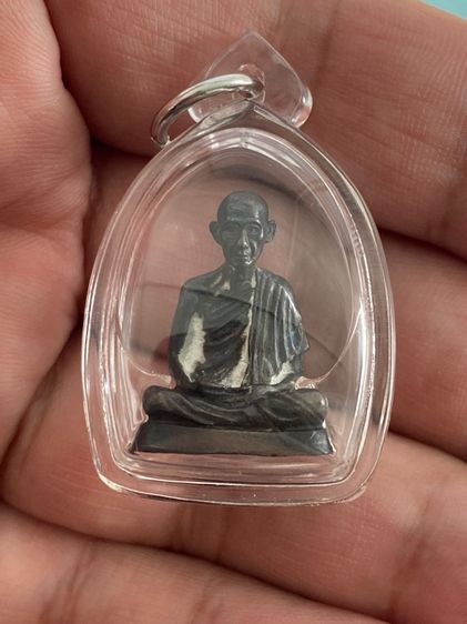 รูปหล่อหลวงพ่อเกษมเนื้อนวะโลหะ