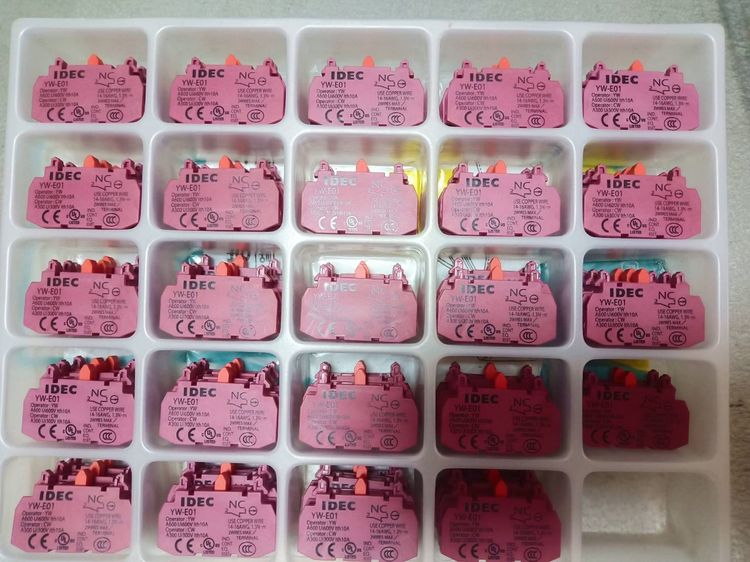 Contact Block Idec YW-E01