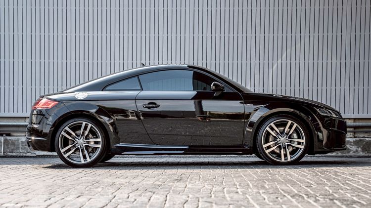 Audi Audi TT  2024 2.0 TFSI Quattro S Line 4WD Sedan เบนซิน ไม่ติดแก๊ส เกียร์อัตโนมัติ ดำ รูปที่ 4