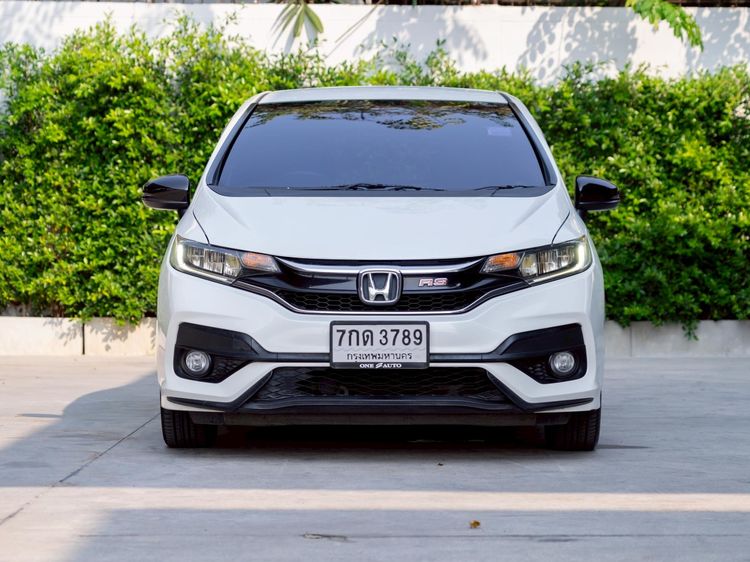 Honda Jazz 2018 1.5 RS i-VTEC Sedan เบนซิน ไม่ติดแก๊ส เกียร์อัตโนมัติ ขาว รูปที่ 2