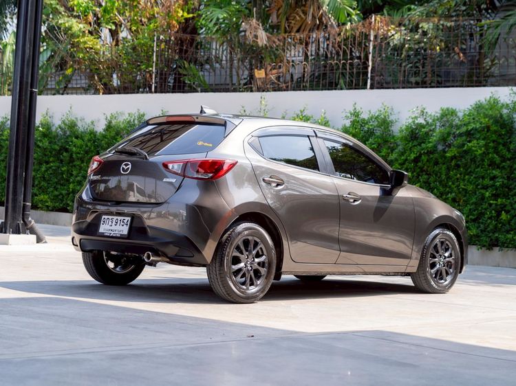 Mazda Mazda 2 2019 1.3 Sports High Connect Sedan เบนซิน ไม่ติดแก๊ส เกียร์อัตโนมัติ เทา รูปที่ 4