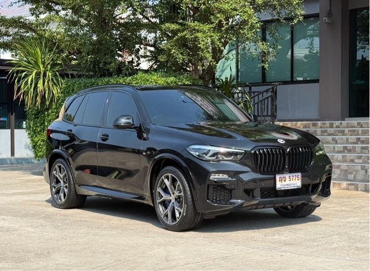 รถ BMW X5 3.0 xDrive45e M Sport 4WD สี ดำ