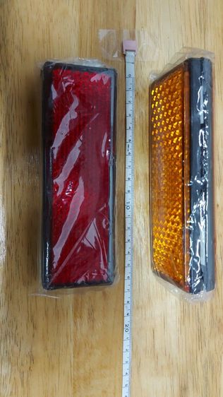 ทับทิมสะท้อนแสงใช้ติดรถบรรทุกหรือรถกู้ภัย ขนาดดังภาพ มี2สี(1.สีเหลือง2.สีแดง)ซื้อมาราคาอันละ75บ.แถวร้านสี่แยกวรจักรขอส่งต่ออันละ30บ.เน้นโทรถาม ไม่สะดวกพิมพ์ รูปที่ 4