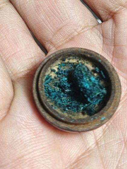 สีผึ้งหลวงพ่อทบวัดกระบกขึ้นผึ้งของดีของแท้พร้อมตะกรุดตลับเดิมๆเก่าๆ รูปที่ 6