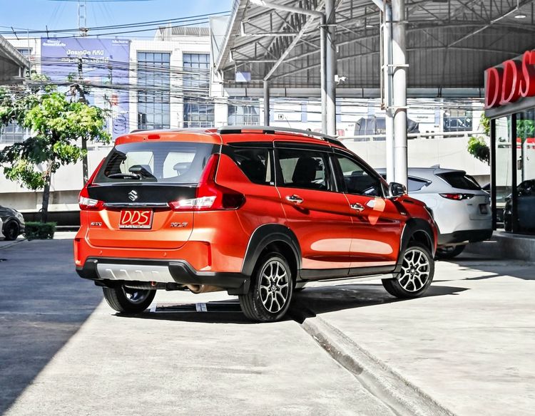 Suzuki XL7 2021 1.5 GLX Utility-car เบนซิน เกียร์อัตโนมัติ ส้ม รูปที่ 3