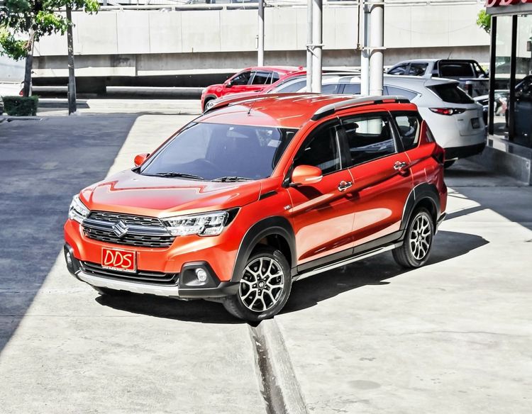 Suzuki XL7 2021 1.5 GLX Utility-car เบนซิน เกียร์อัตโนมัติ ส้ม รูปที่ 2
