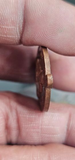 เหรียญเจริญพรบนหลวงปู่ทิมวัดระหารไร่ปี2517 รูปที่ 8