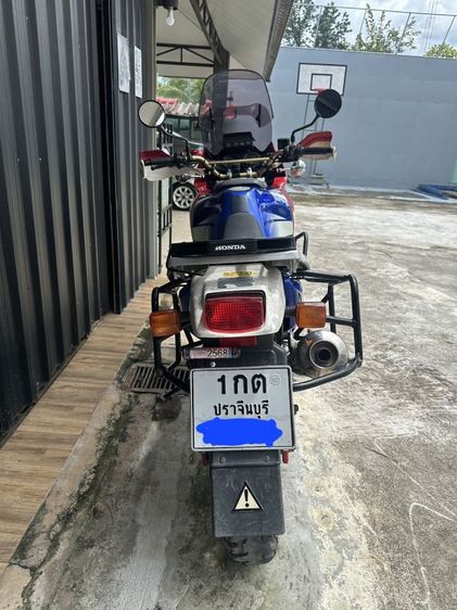 Honda Africa Twin XRV 750 RD07A 
 รูปที่ 9