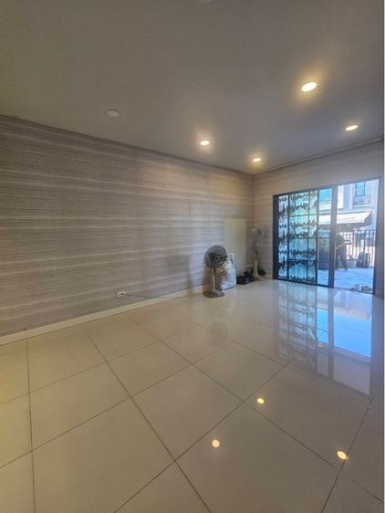 อื่นๆ 2018 มีบางส่วน ไม่ใช่ Townhouse at Britania Megatown Bangna รูปที่ 3