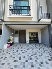Townhouse at Britania Megatown Bangna
