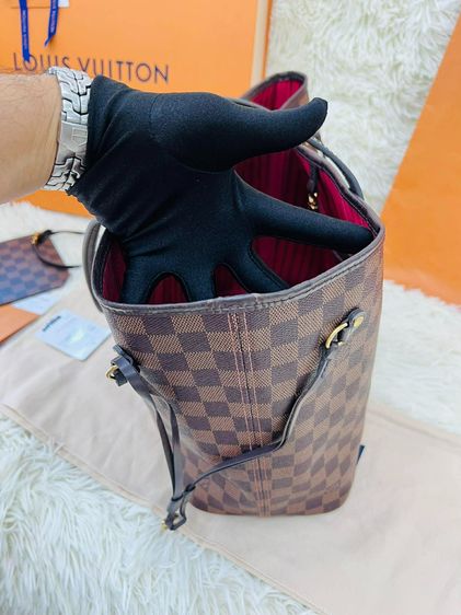 กระเป๋า LV Neverfull MM Damier DC20 สภาพใช้งาน รูปที่ 4