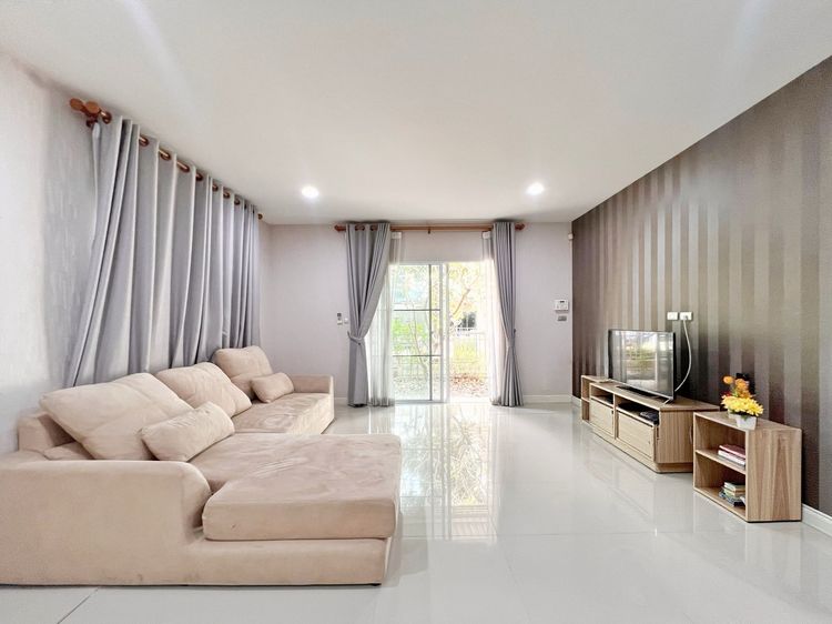 Property Perfect มีบางส่วน 2016 ขาย เพอร์เฟค เพลส รามคำแหง-สุวรรณภูมิ 3 (ซอยรามคำแหง 174) Perfect Place Ramkhamheang-Suvarnabhumi 3 รูปที่ 2