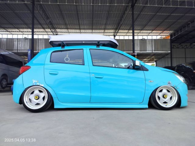 รถ Mitsubishi Mirage 1.2 GLX สี ฟ้า