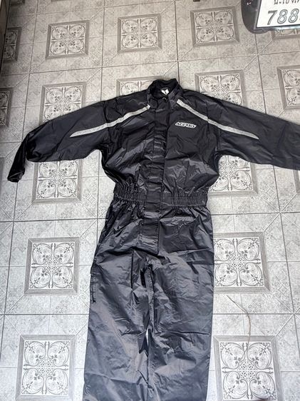 ชุดกันฝน และอื่นๆ รูปที่ 18