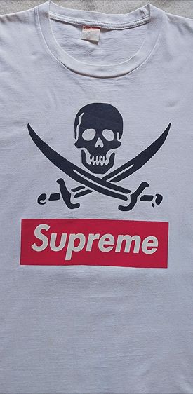 เสื้อยืด Supreme  รูปที่ 4