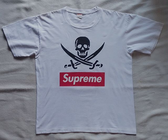 ขาว L แขนสั้น เสื้อทีเชิ้ต อื่นๆ เสื้อยืด Supreme 
