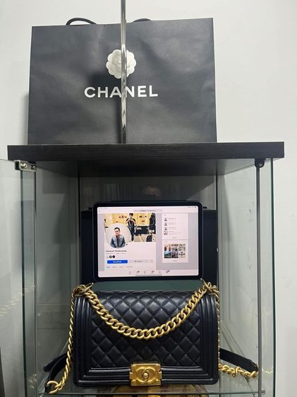 chanel boy