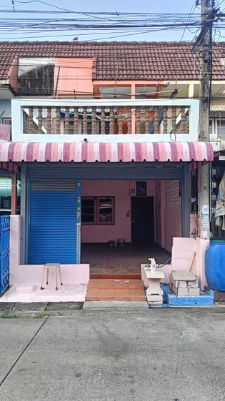 บ้านทาวน์เฮ้าส์ ชุมชนร่มเย็น คลอง2 ต.คูคต อ.ลำลูกกา