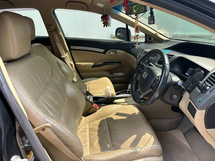 รถ Honda Civic 1.8 ES i-VTEC สี ดำ