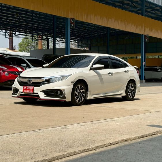 รถ Honda Civic 1.8 EL i-VTEC สี ขาว