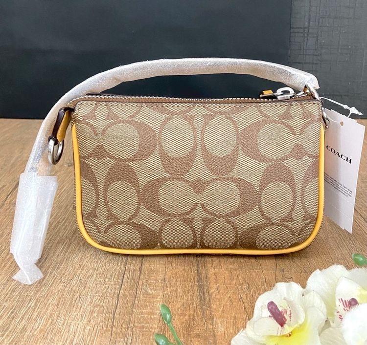 coach รูปที่ 3