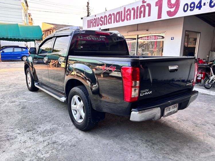 Isuzu D-MAX 2013 3.0 V-Cross Z Prestige 4WD Pickup ดีเซล ไม่ติดแก๊ส เกียร์อัตโนมัติ ดำ รูปที่ 4