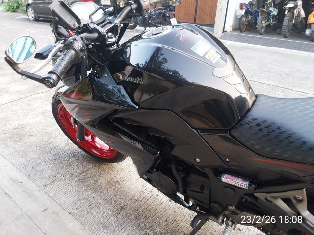 Z300 สภาพป้ายแดง ท้าพิสูจน์ ไมค์แท้ มีบุ๊คเซอร์วิส รูปที่ 6