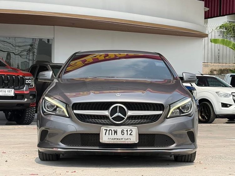 Mercedes-Benz CLA-Class 2018 CLA200 Sedan เบนซิน ไม่ติดแก๊ส เกียร์อัตโนมัติ เทา รูปที่ 2