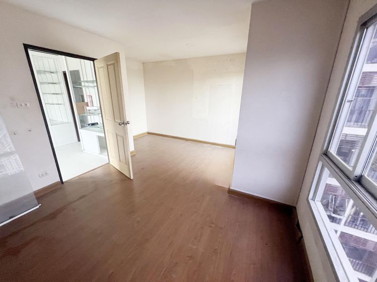 💟 คอนโดมิเนียม โครงการบีคอนโด บางพลี 💟