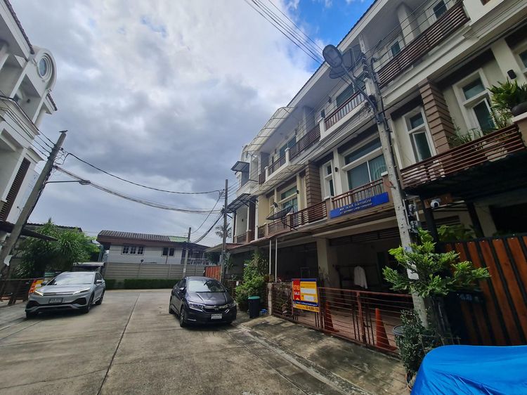 💟 ทาวน์เฮ้าส์ โครงการพรีเมี่ยมเพลส นวมินทร์-สุขาภิบาล1 💟 รูปที่ 4