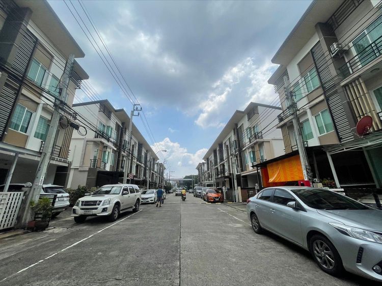 💟 ทาวน์เฮ้าส์ 3 ชั้น โครงการกัสโต้ แกรนด์ รามคำแหง 💟 รูปที่ 3