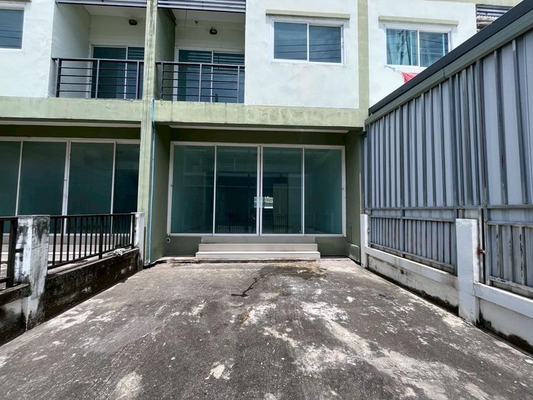 💟 ทาวน์เฮ้าส์ 3 ชั้น โครงการ อาร์ พี เพลส 2 💟 รูปที่ 2