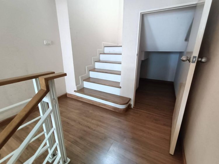 💟 ทาวน์เฮ้าส์ หมู่บ้านบ้านกลางเมือง ลาดพร้าว 71 💟 รูปที่ 4