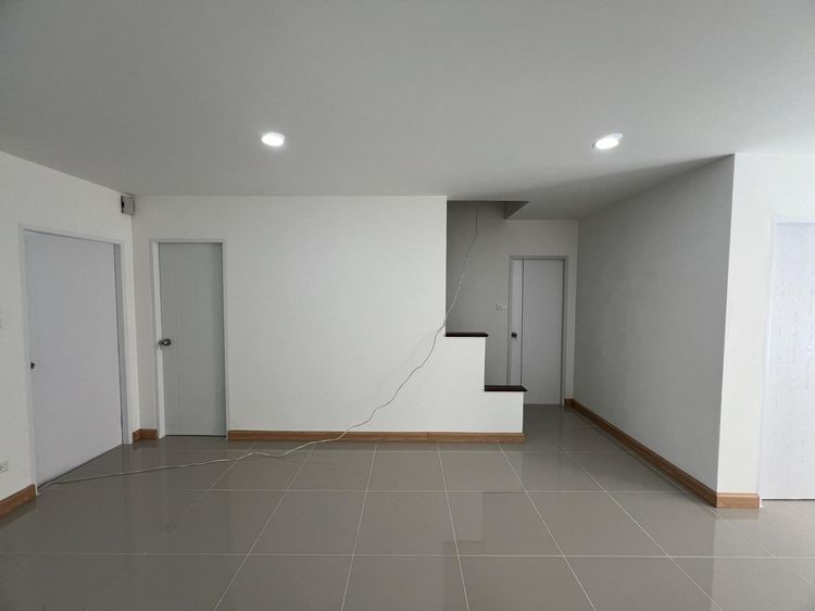 💟 ทาวน์เฮ้าส์ โครงการภัทรไพรเวท 1 สามโคก : ปรับปรุงใหม่ 💟 รูปที่ 4