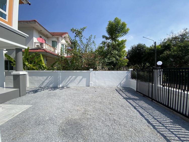 💟 บ้านเดี่ยว 2 ชั้น โครงการมณีรินทร์ พาร์ค ไทรม้า : ปรับปรุงใหม่ 💟 รูปที่ 2