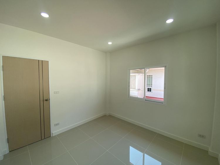 💟 บ้านเดี่ยว 2 ชั้น โครงการมณีรินทร์ พาร์ค ไทรม้า : ปรับปรุงใหม่ 💟 รูปที่ 4