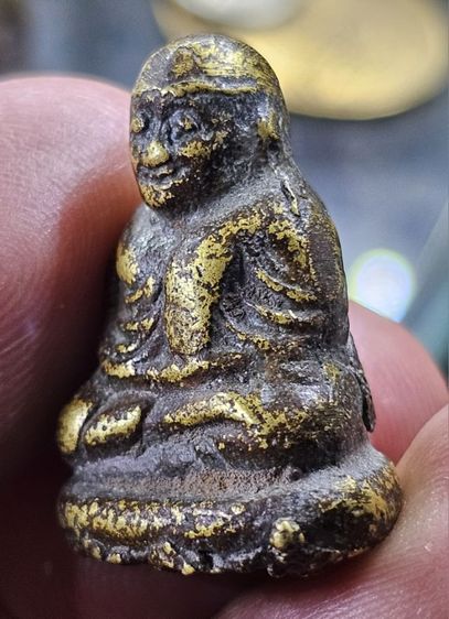 หลวงพ่อเงิน พิมพ์ขี้ตาห้าชาย กรุวัดใหม่คำวัน เนื้อเหลืองอมเขียว สวยเดิมครับ รูปที่ 3