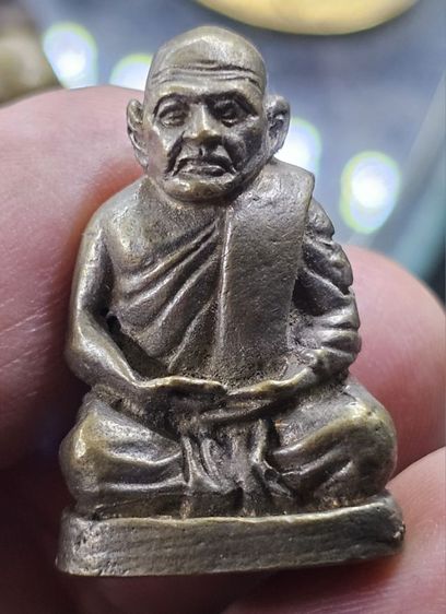 หลวงพ่อเงิน วัดบางคลาน พิมพ์หน้าฝรั่ง เนื้ออัลปาก้า อุดกริ่งทองแดง เสาร์ห้า ปี 2516 วัดท้ายน้ำ สวยเดิม