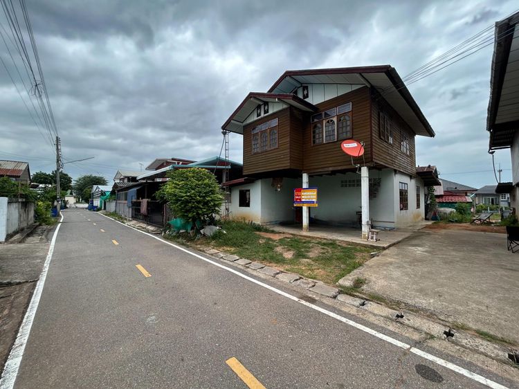 💟 บ้านครึ่งตึกครึ่งไม้ 2 ชั้น ชัยภูมิ 💟 รูปที่ 2