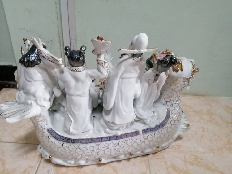 โป๊ยเซียน (แปดเซียน) นั่งเรือมังกร ข้ามทะเล ขนาด15นิัว เป็นเซรามิกวัตถุมงคลจีนของแท้ เก่าเก็บในกล่องเดิมหุ้มด้วยฟางแห้งกว่า30ปี สภาพสวยงาม รูปที่ 3