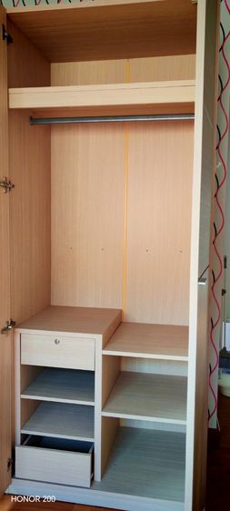 ขายตู้เสื้อผ้า SB furniture มือสองสไตร์มินิมอลสีlight oak วัสดุไม้ปาร์ติเกิล เคลือบผิว สภาพสวย  รับของที่เขตสายไหม รูปที่ 8