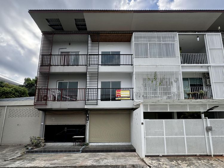 💟 อาคารพาณิชย์ โครงการพรสวรรค์พลาซ่า เชียงใหม่ 💟