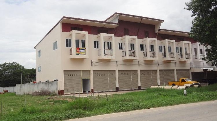 💟 อาคารพาณิชย์ ห้างฉัตร 💟