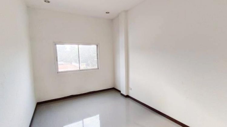 💟 อาคารพาณิชย์ เมืองนครราชสีมา : ปรับปรุงใหม่ 💟 รูปที่ 4